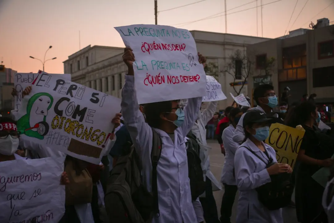 Colombian Right-Wing Candidate Wins Tight Presidential Race