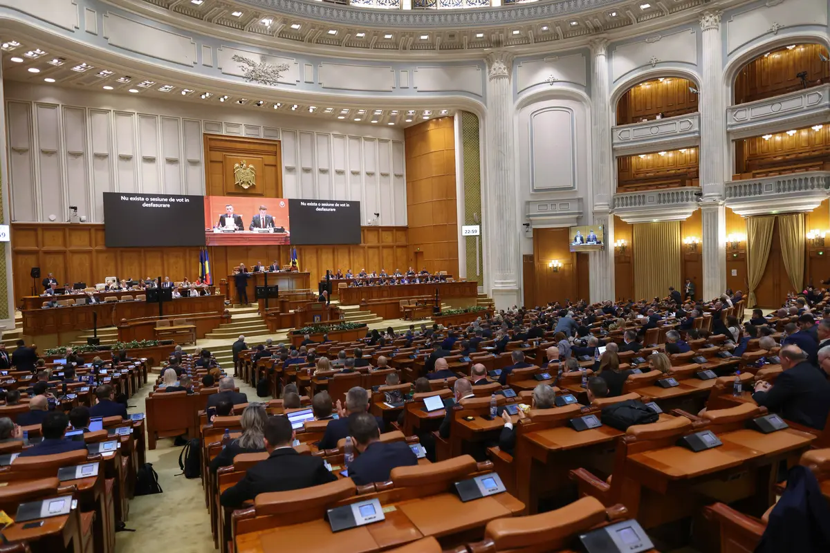 Demnitarii își vor declara averile în euro, pe praguri valorice
