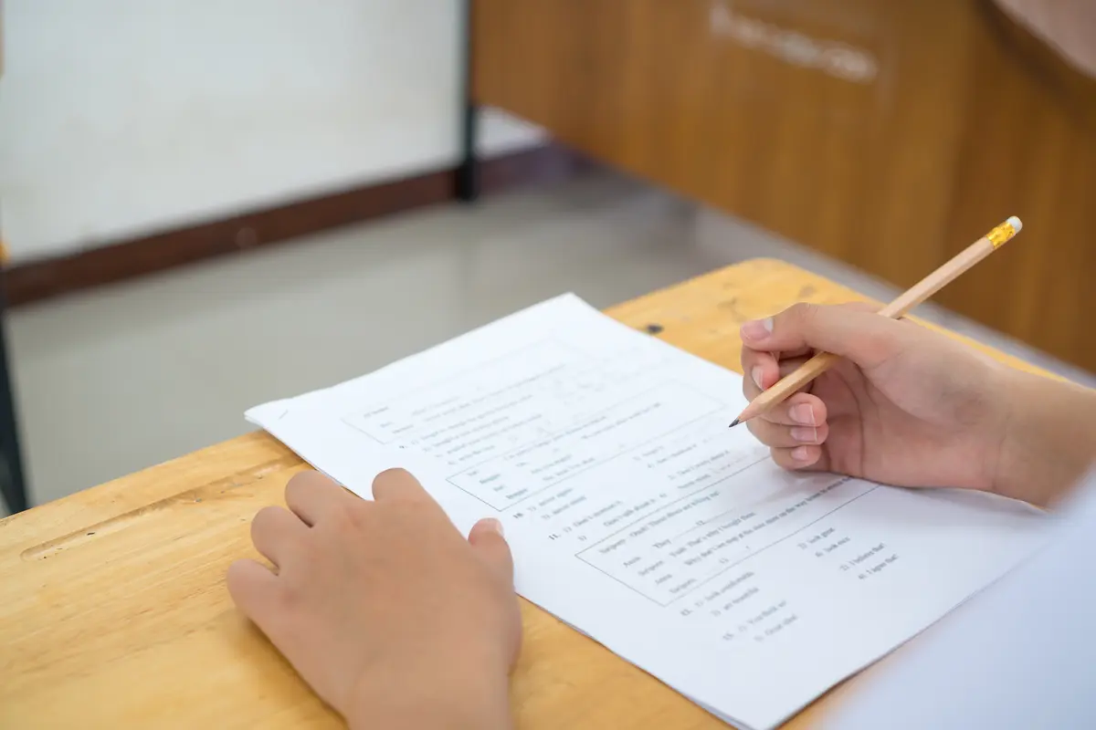 Baremul de corectare la limba română pentru Evaluarea Națională 2026, publicat de Ministerul Educației
