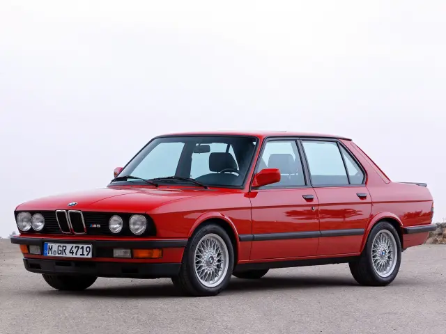 bmw-m5-e28-1