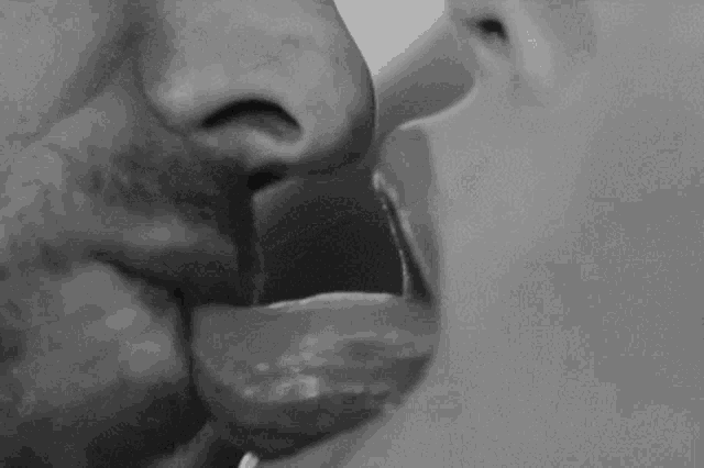 [Image: kistong.gif]