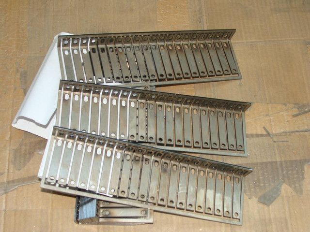 bracket-1.jpg