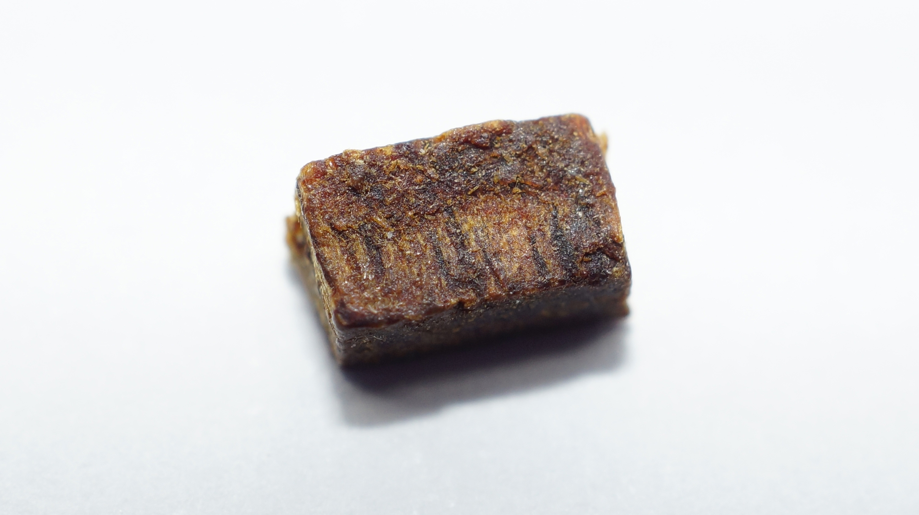 [Ouddict.com] Oud Wood