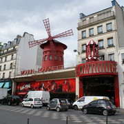 Montmartre-Moulin-Rouge