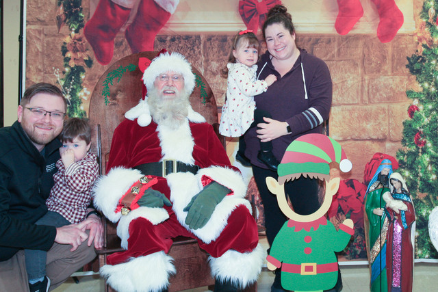 Santa2023-148.jpg