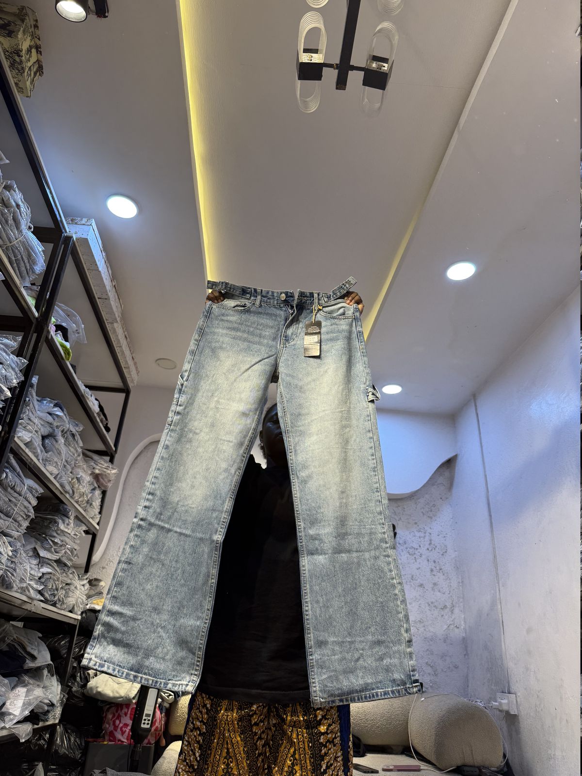 Waist 32