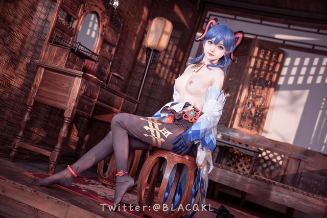 白莉爱吃巧克力11.png