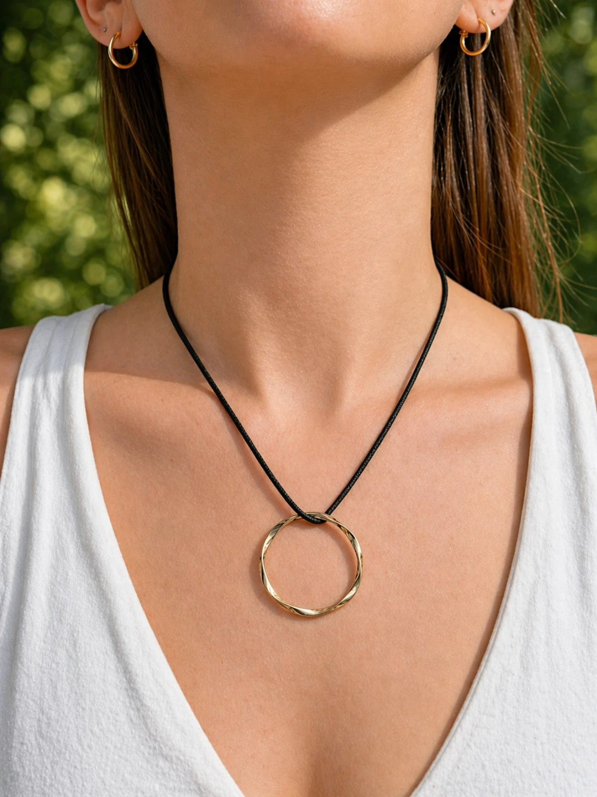 Collar Ondas de Metal