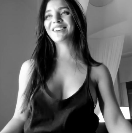 [Image: 0407832ac2700582bd9767fc7e2190cb.gif]