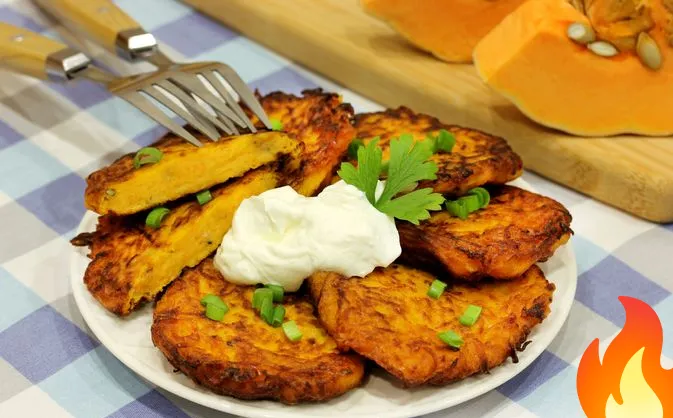 Постер Драники из тыквы с чесноком