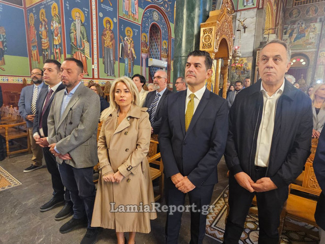 δικηγοροι010.jpg