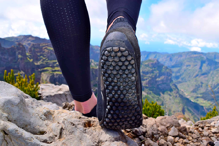 Wide-Barefoot-Shoes