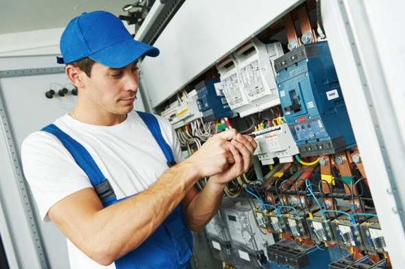 Electrician-Epping
