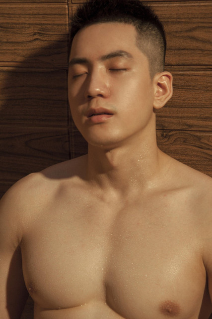 MALESTORY-98-MB-6