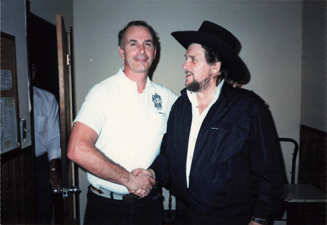 WAYLON JENNINGS.jpg