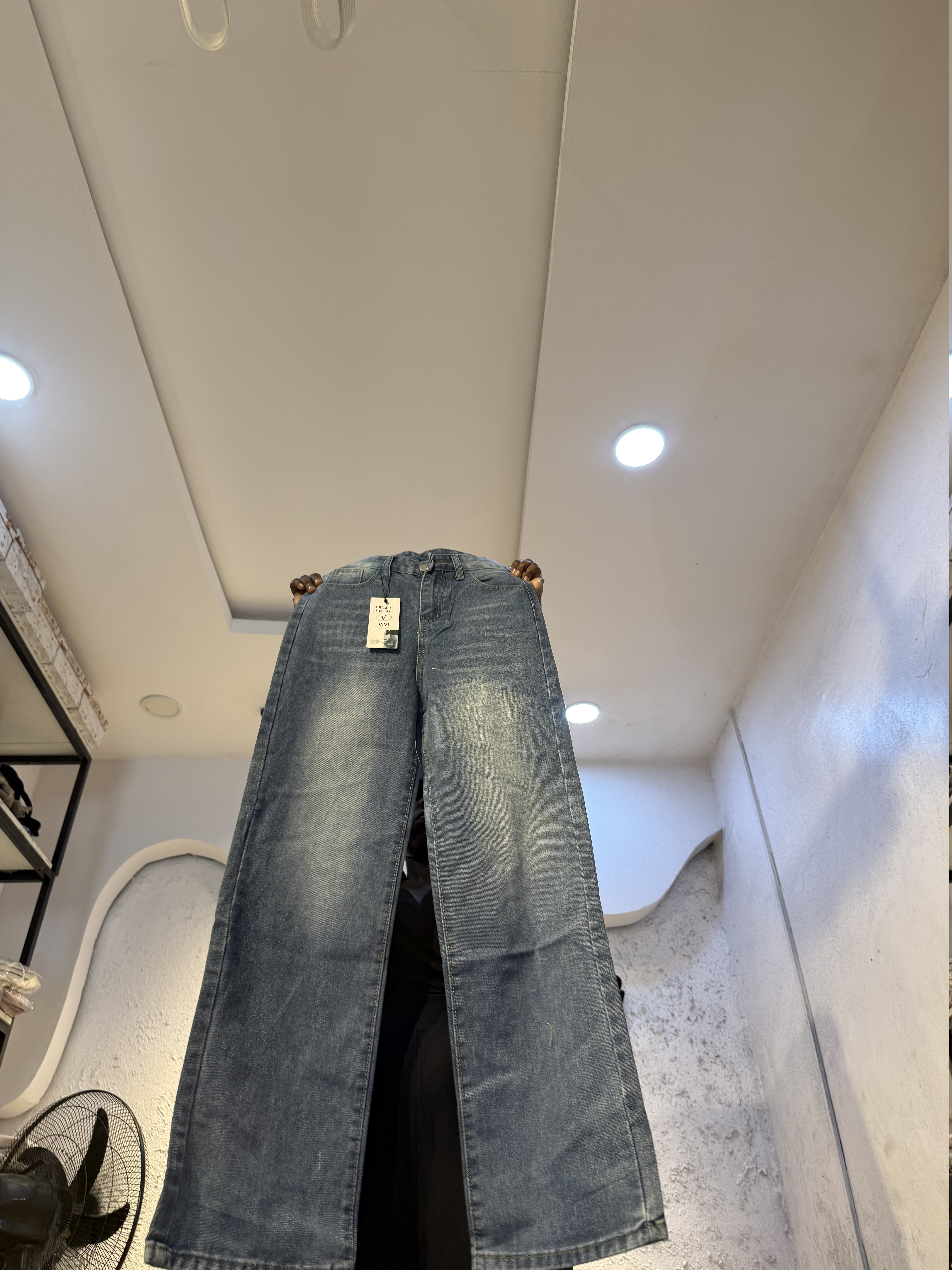 Waist 28