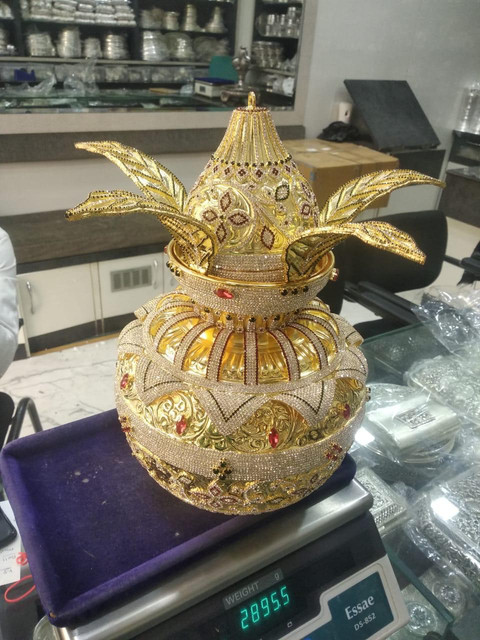 EXCLUSIVE KALASH