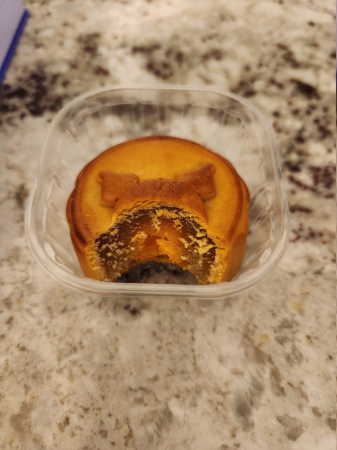 尝一尝酷洛米月饼