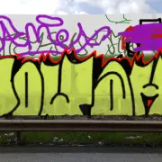 Graffiti artwork by senartolai