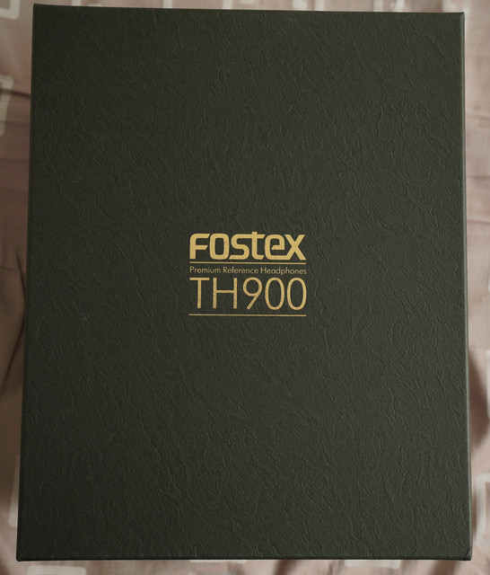 Fostex TH900 Box resize.jpg