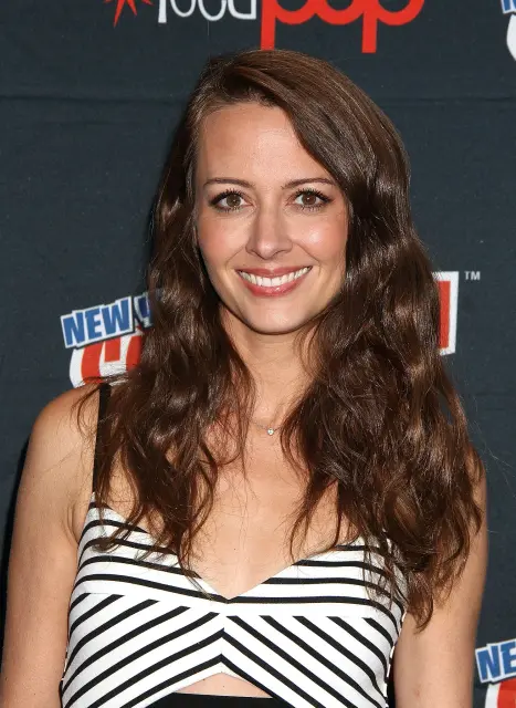 Amy Acker.webp