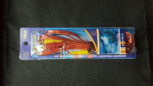 371046