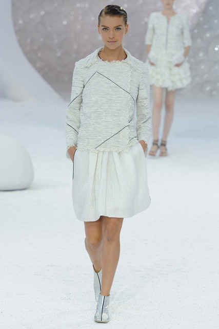 00100fullscreen
