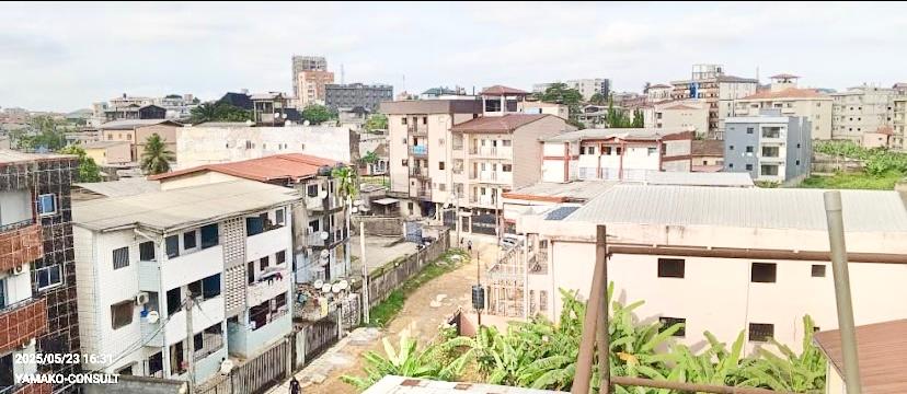 Bureau à louer à Douala - 420000 FCFA/Mois