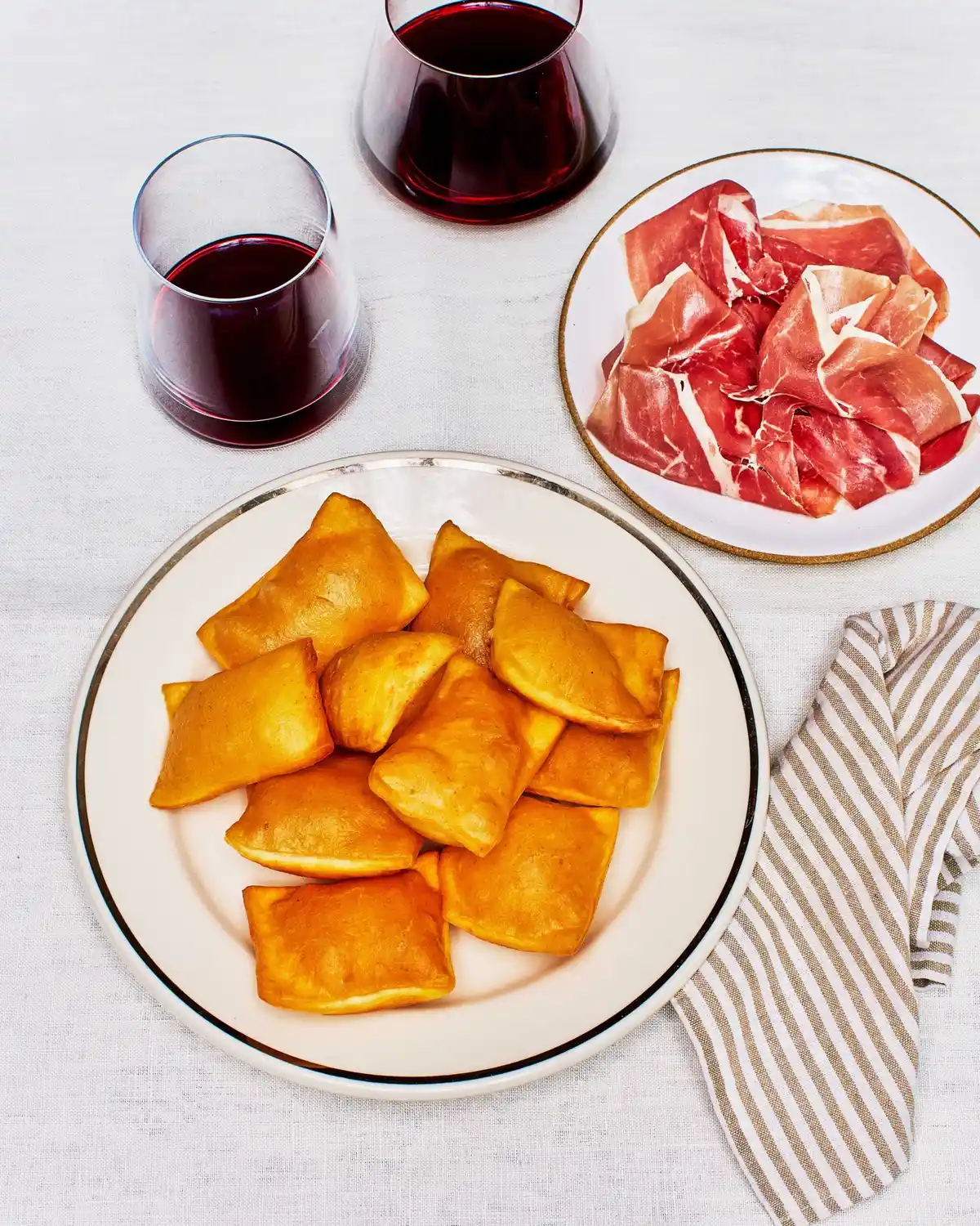 Delicious Torta Fritta: A Taste of Emilia-Romagna