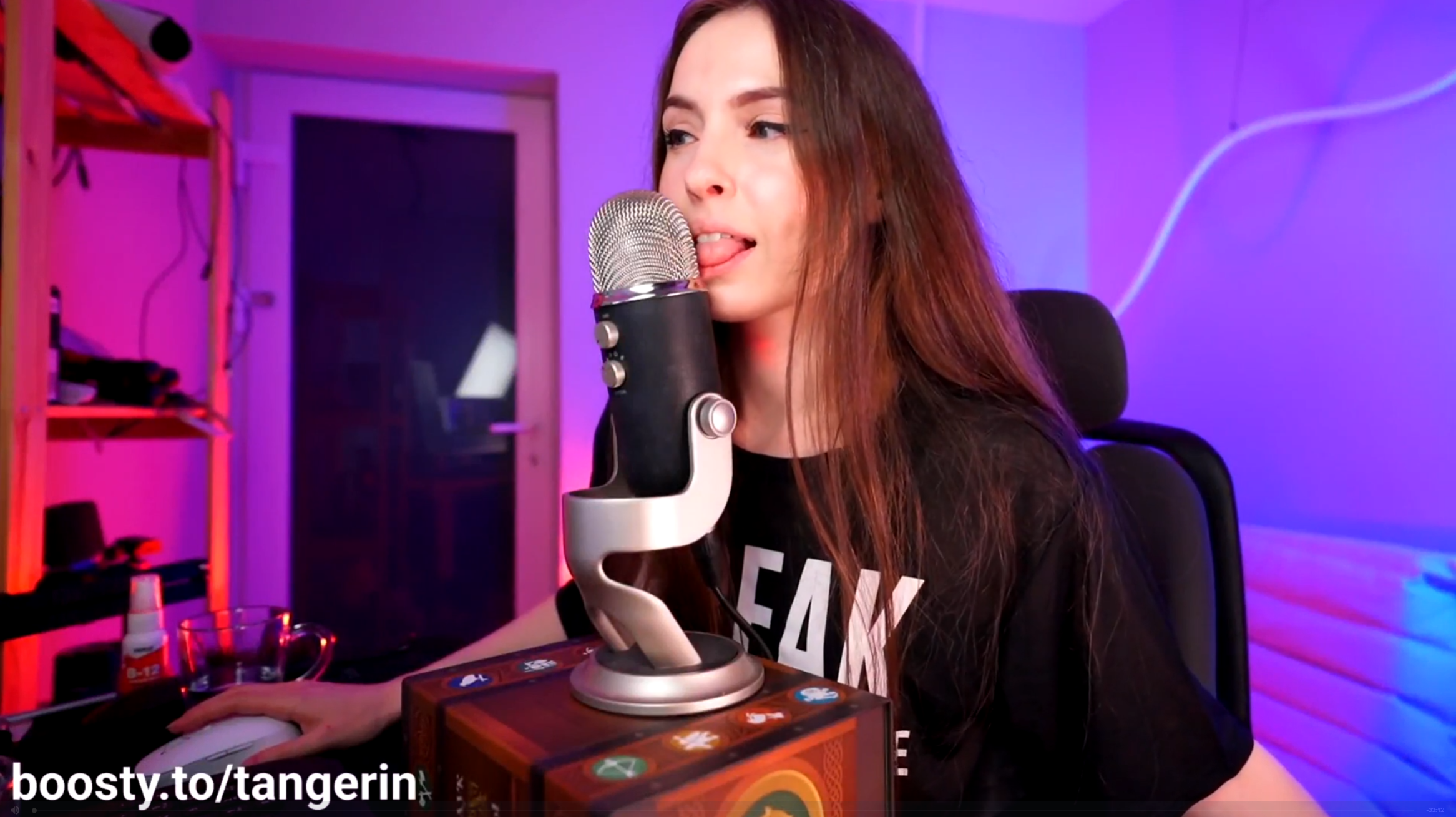 Blue Yeti Licking [ Tangerin ]
