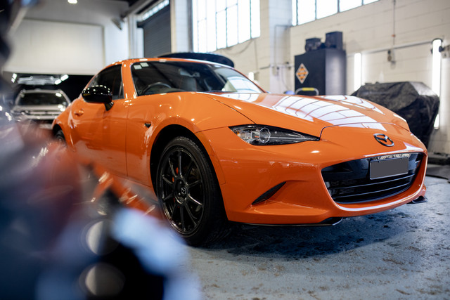 MX5MR2.jpg