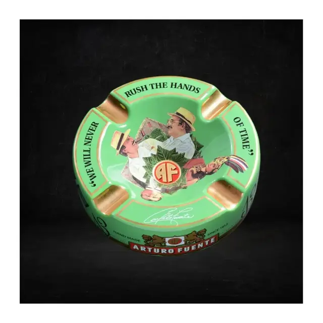 Round Decorated Ceramic Ashtray (GREEN)