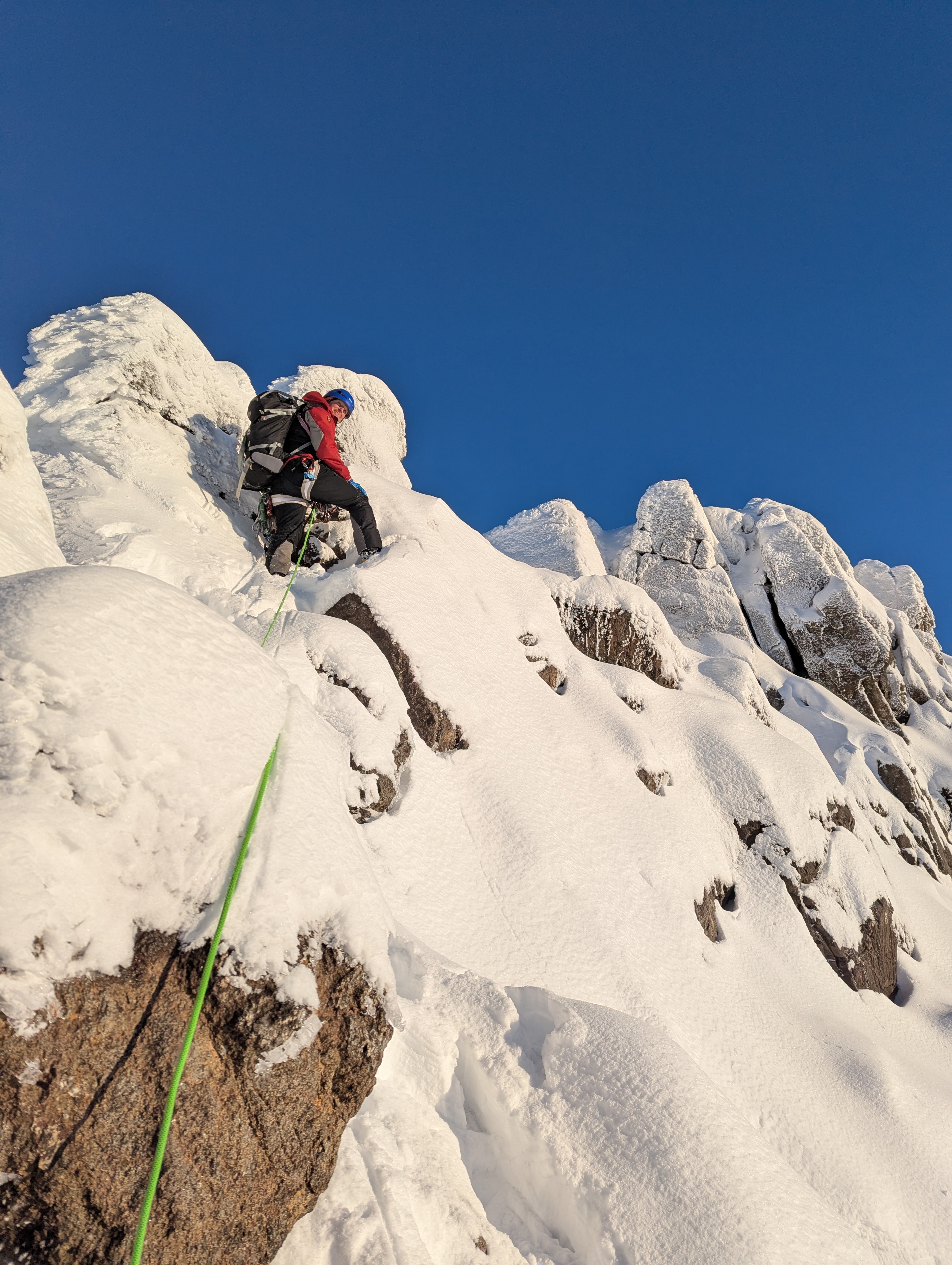 PXL-20250110-141951879