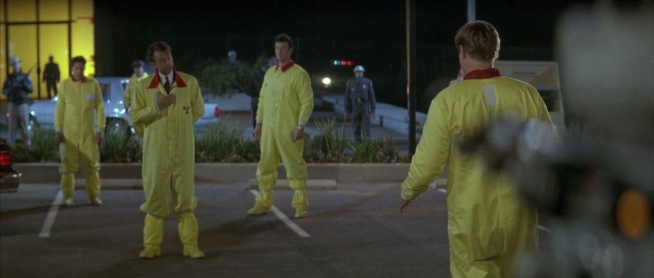 Memoirs of an Invisible Man Screenshot