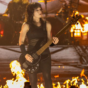 Amanda Howard Sixx 006