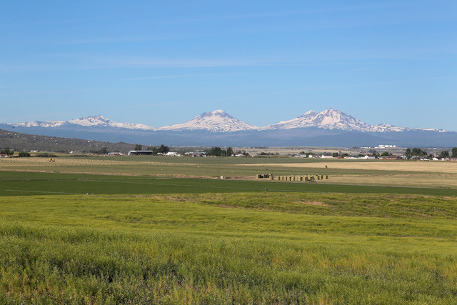 The-Three-Sisters-Border-Maker