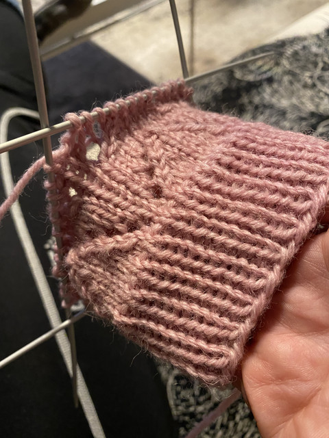 28-B4-F19-D-89-FE-4112-93-DB-8664485-B00