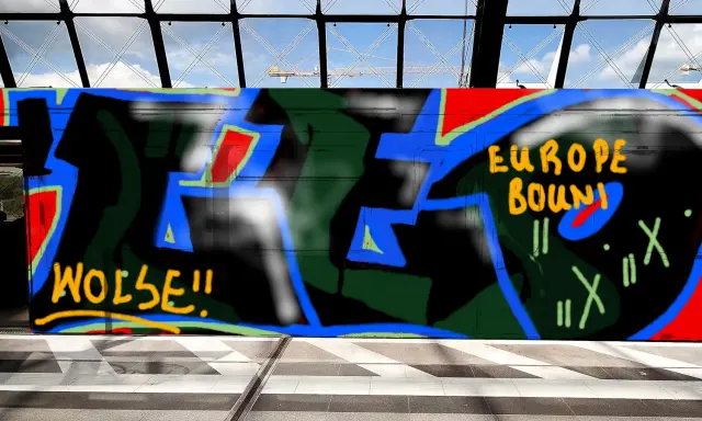 Graffiti artwork by sydneycityburner