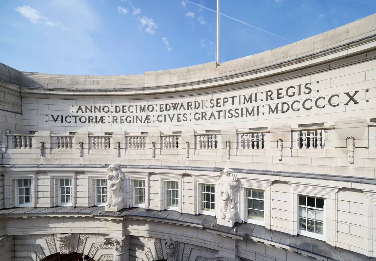 Historic Admiralty Arch Revived as Waldorf Astoria Unveils London Landmark