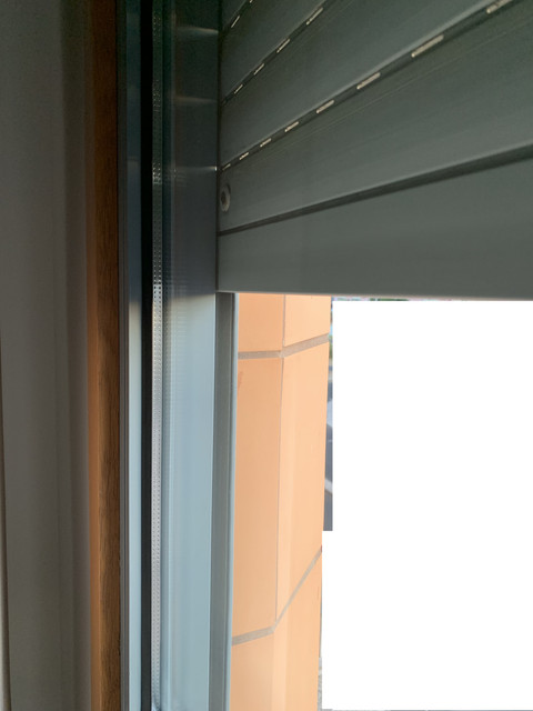 es1