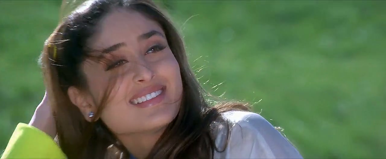 Ajnabee Screenshot