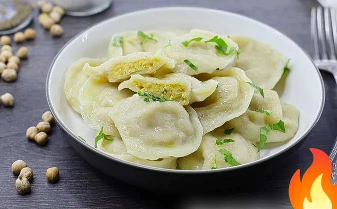 Фото Пельмени с нутом и морковью