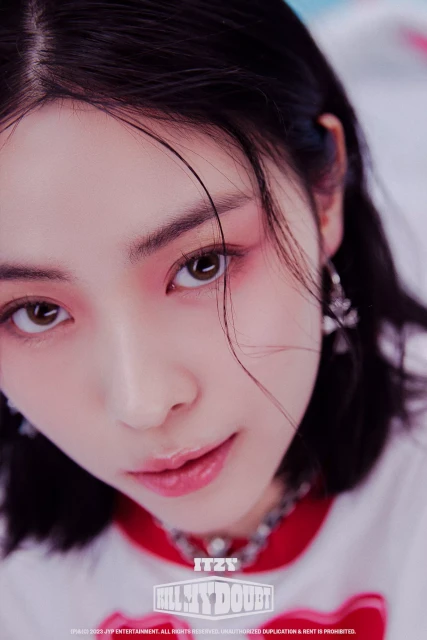 ryu jin itzy 1281931