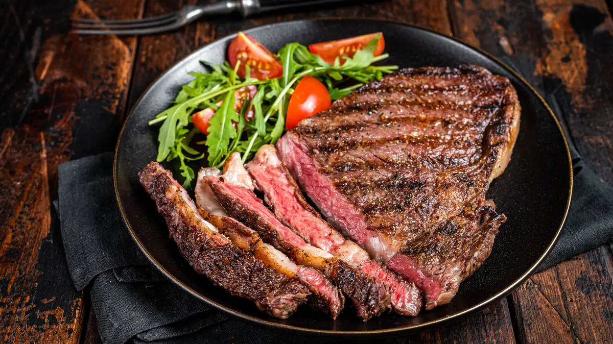 Savoring the Luxury of Wagyu Steak in the US