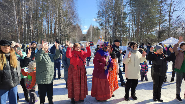457250882