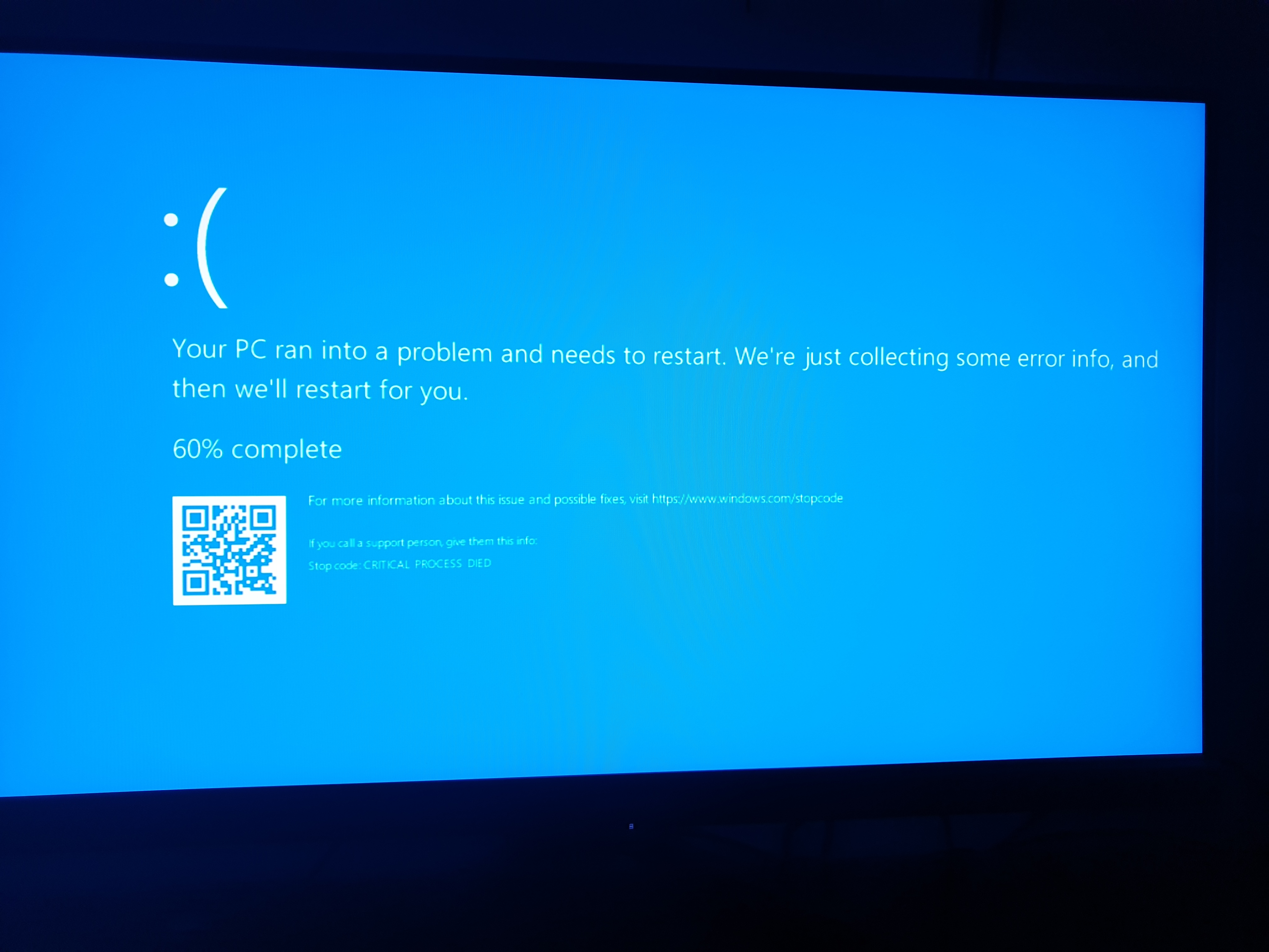 [SOLVED] - Visual problems with brand new PC (Now inescapable blue ...