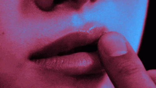 touch-lips-lips.gif