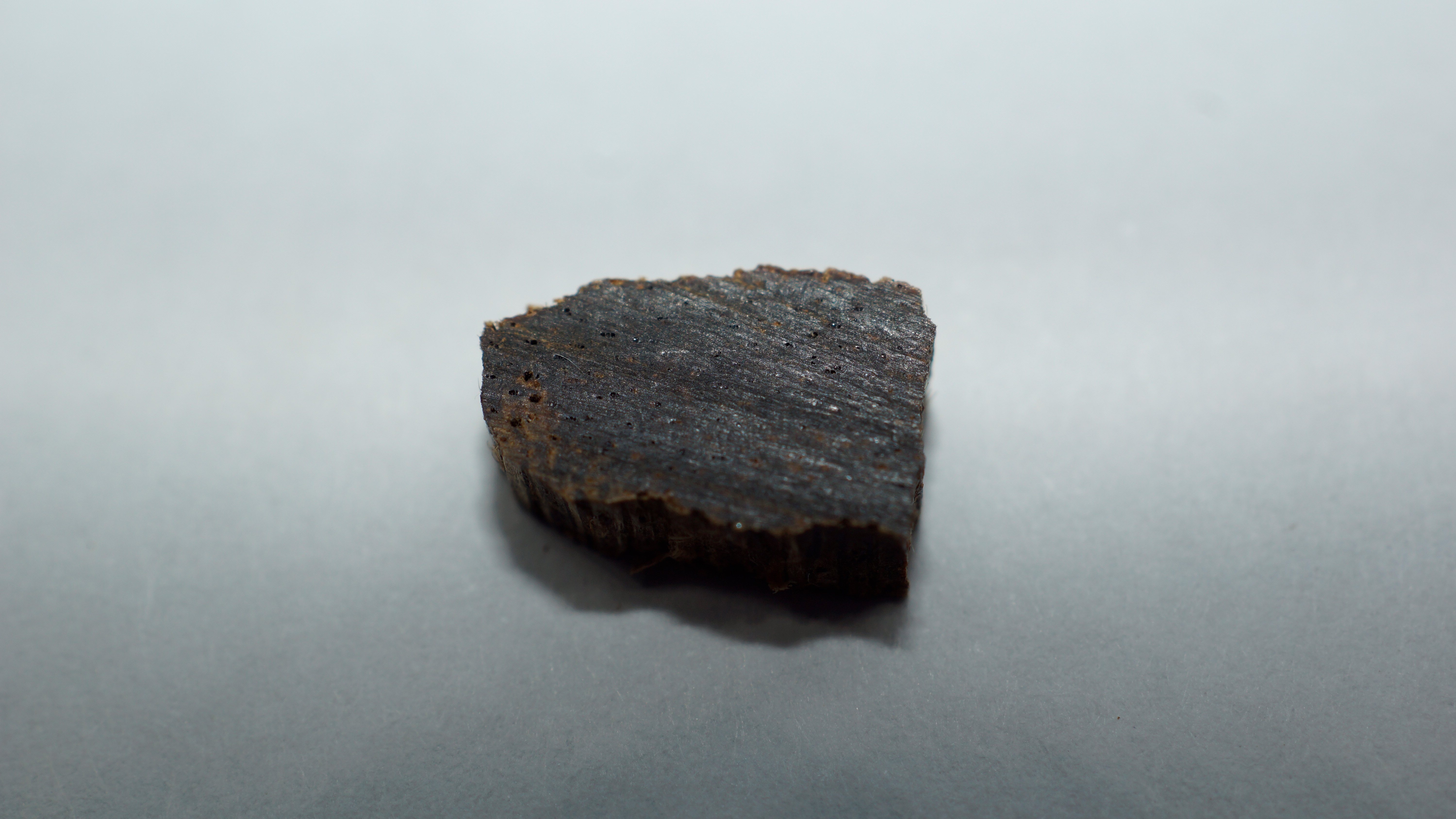 [Ouddict.com] Oud Wood