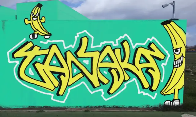 Graffiti artwork by Tkiz