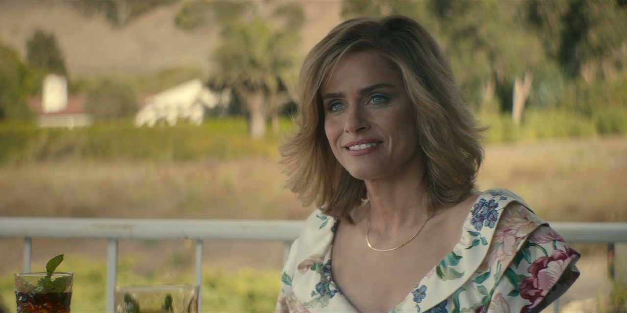Dirty John Screenshot